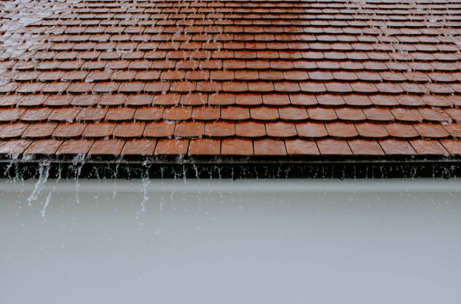 roof leaks in heavy rain